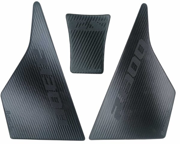 AK Carbon R1300GS Adv 3 PC Knee Pad Set